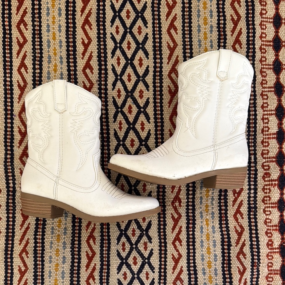 Kids White Western Ankle Boots